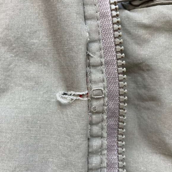 JJ COCHRAN Vintage Multi Pocket Down Vest Large - Picture 4 of 6